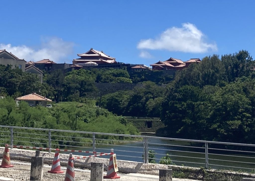 首里城遠景